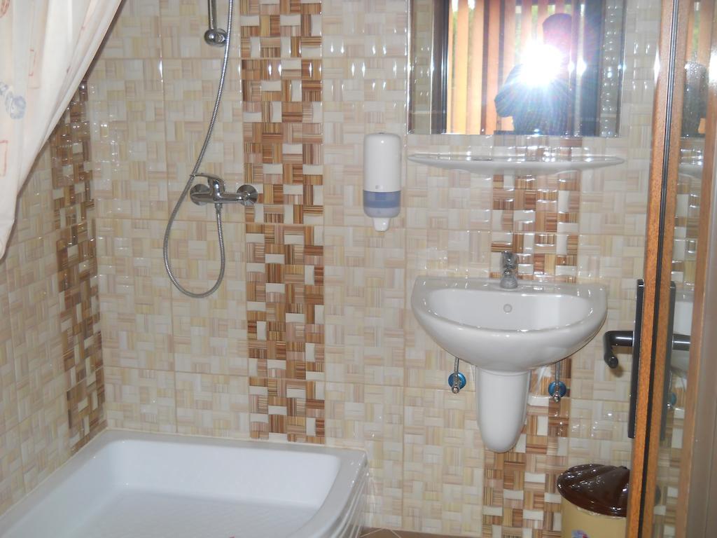 Pensiunea Cora Piteşti Habitación foto