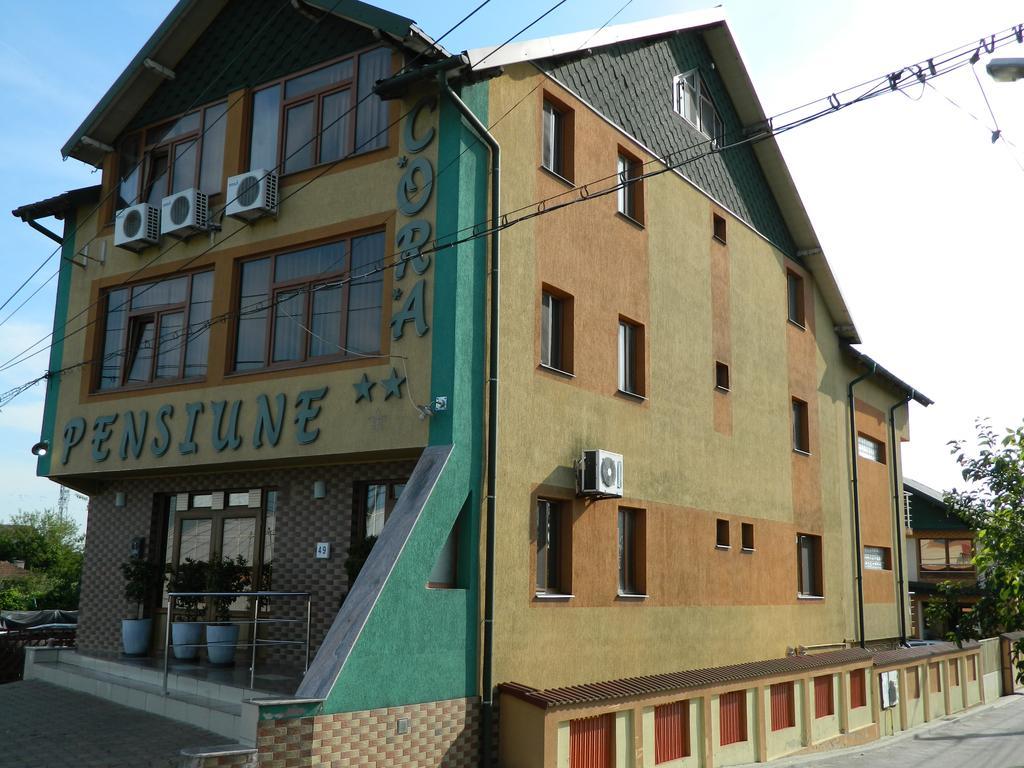 Pensiunea Cora Piteşti Exterior foto